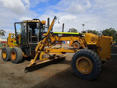 CAT 140M Grader GR08